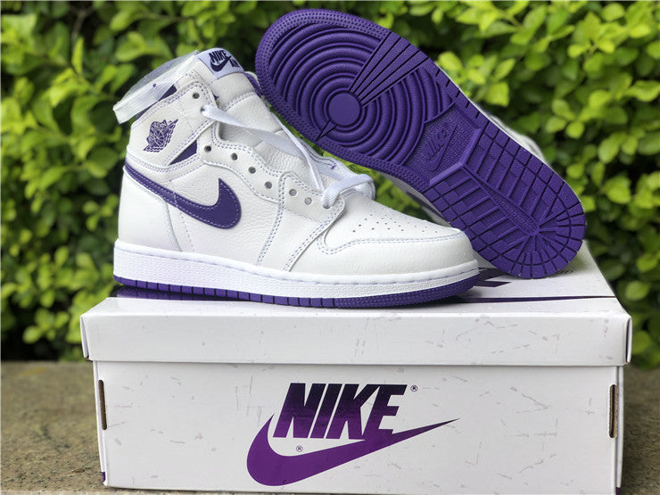 Nike Men's & Women's Premium Casual Sneakers — Style 160 detail view