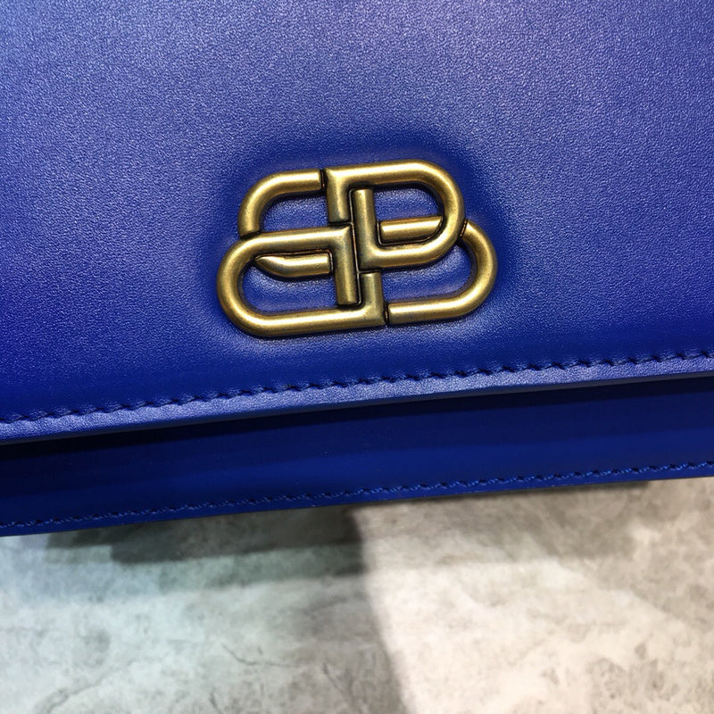 Modern Vegan Leather Handbag - Modern Structured Build | Women's Designer-Inspired Purse #851 - hardware and detail close-up (image 5) of designer-inspired handbag