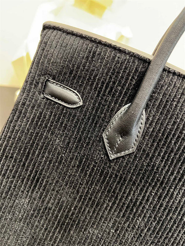  modern handbag detail view showing craftsmanship 8