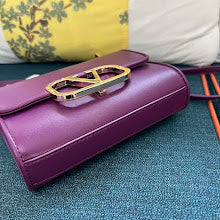 Luxury Signature Top Handle Bag - Elegant Women's Designer Handbag - NM2789