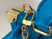 Designer Iconic Shoulder Bag - Luxury Women's Premium Fashion - NM4557