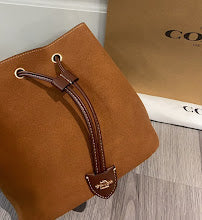 New Premium Signature Shoulder Bag - Chic Women's Luxury Designer - NM6617