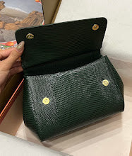 Chic Women's Designer Tote - Luxury Premium Handbag Style - NM7148