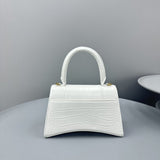 Zivas Charm Contemporary Flair Statement Handbag (Refined Practical Design) – Full Silhouette