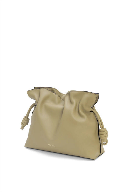 Ziva's Charm handbag – close-up view (Standard Size)