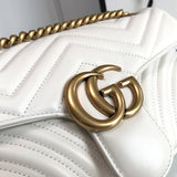 Top view of everyday-luxe signature women's handbag – women's everyday handbag