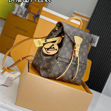 Contemporary tote bag front view 7