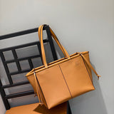 Ziva's Charm handbag – detail view (35cm*27cm*19cm)