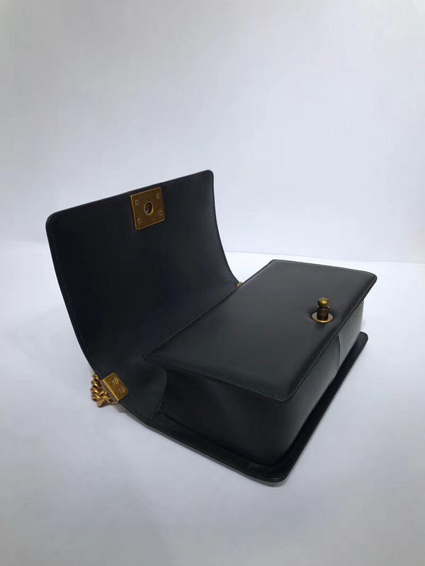  handbag, mid everyday style, image 6