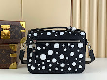 Designer Iconic Shoulder Bag - Luxury Women's Premium Fashion - NM4625