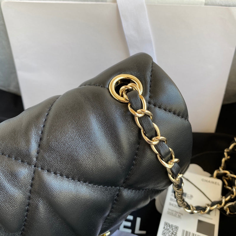 Zivas Charm Versatile Design Fashion Handbag (Elevated Daily Companion) – Full Silhouette