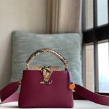  shopper bag interior and compartment view 9
