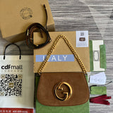 Side profile of everyday-luxe classic women's handbag – women's designer-style accessory