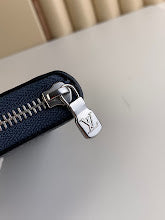 Premium Signature Crossbody - Chic Women's Luxury Designer Bag - NM5104