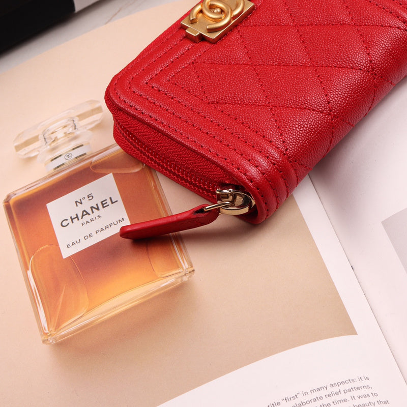  women's handbag, compact design, view 2