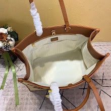 Chic Women's Shoulder Handbag - Luxury Premium Designer Style - NM5225