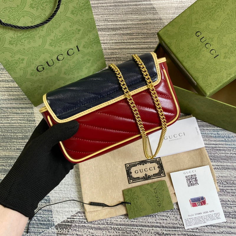 Close-up detail of modern classic women's handbag – women's everyday handbag