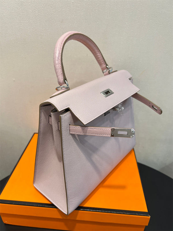  satchel interior and compartment view