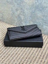 Chic Women's Crossbody Handbag - Luxury Premium Designer Style - NM3121
