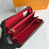 Front view of everyday-luxe polished women's handbag – women's luxury accessory