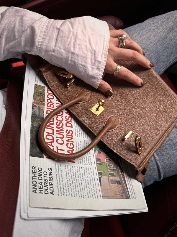 Balanced handbag styled for everyday wear