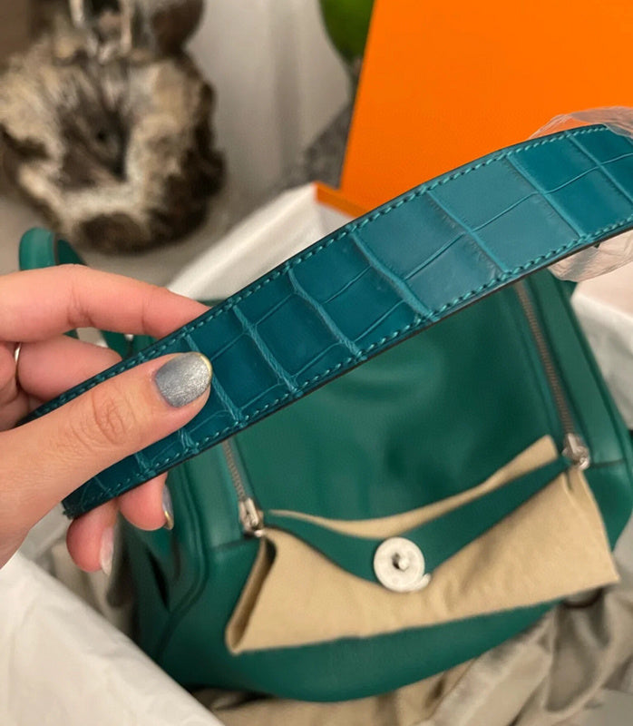 Close-up detail of effortless bag design
