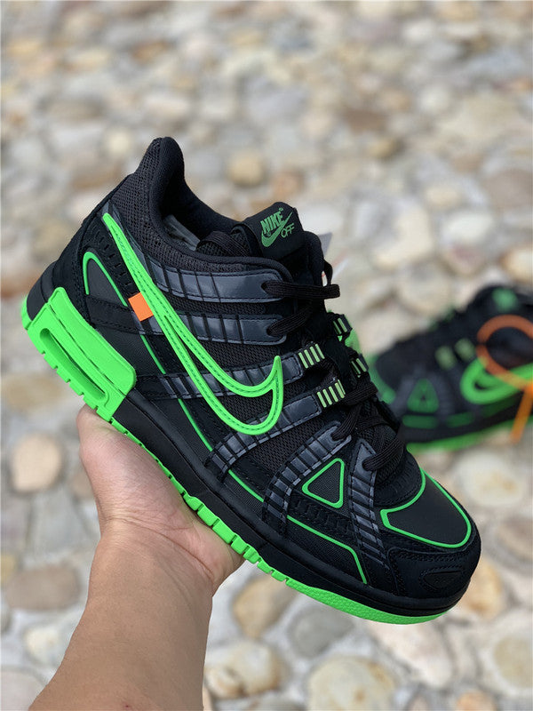 Nike Men's & Women's Iconic Street Trainers — Style 035 hardware detail