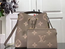 Luxury Signature Top Handle Bag - Elegant Women's Designer Handbag - NM5035