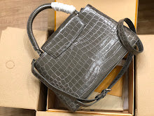 Chic Designer Shoulder Handbag - Premium Luxury Women's Style - NM4379
