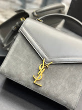 Premium Leather Crossbody Bag - Elegant Women's Designer Handbag - NM3281