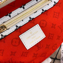 Luxury Iconic Crossbody Bag - Women's Elegant Designer Fashion - NM4142