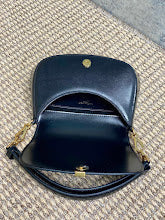 Luxury Iconic Crossbody Bag - Women's Elegant Designer Fashion - NM3663