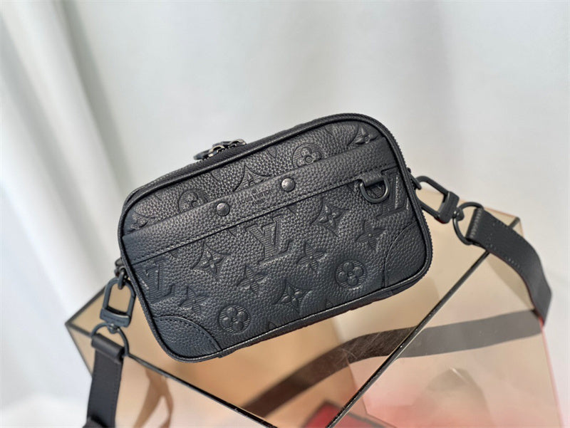  versatile structured bag styled with outfit