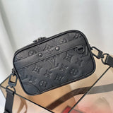  versatile structured bag styled with outfit