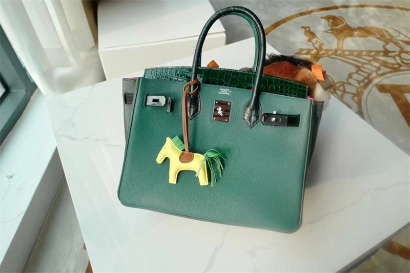Clean-Lined bag shown from front angle