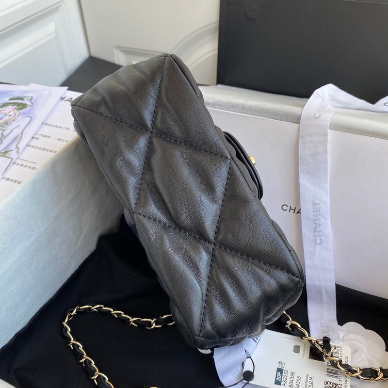 Zivas Charm Versatile Design Fashion Handbag (Elevated Daily Companion) – Angled View
