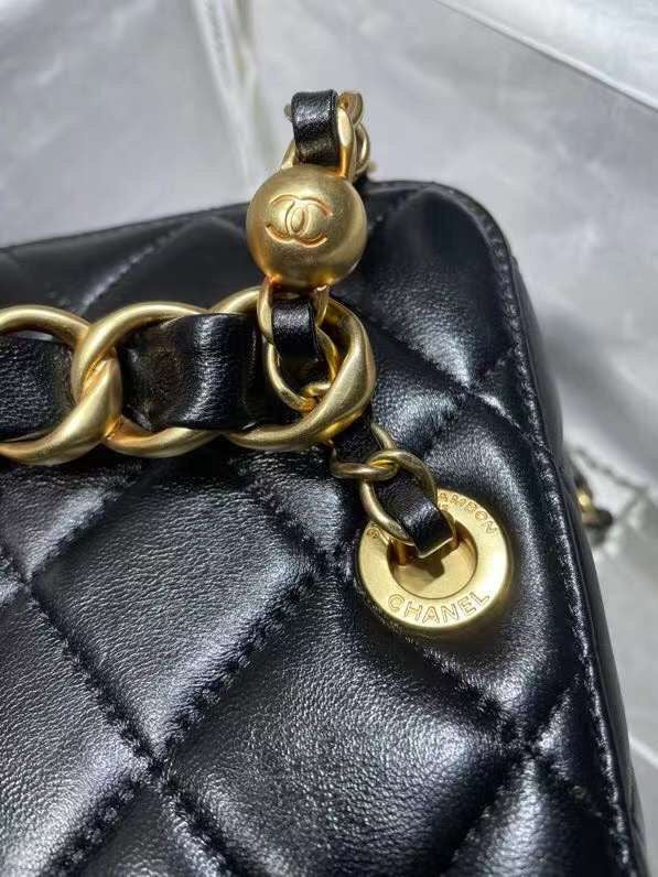  women's handbag, versatile design, view 5