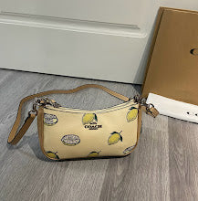 New Premium Heritage Tote Bag - Elegant Women's Luxury Designer Style - NM6297