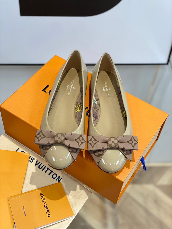 Louis Vuitton shoes Style 303 - close-up of premium leather craftsmanship