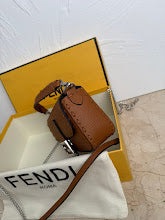 Luxury Designer Crossbody Bag for Women - Premium Fashion Handbag - NM7651