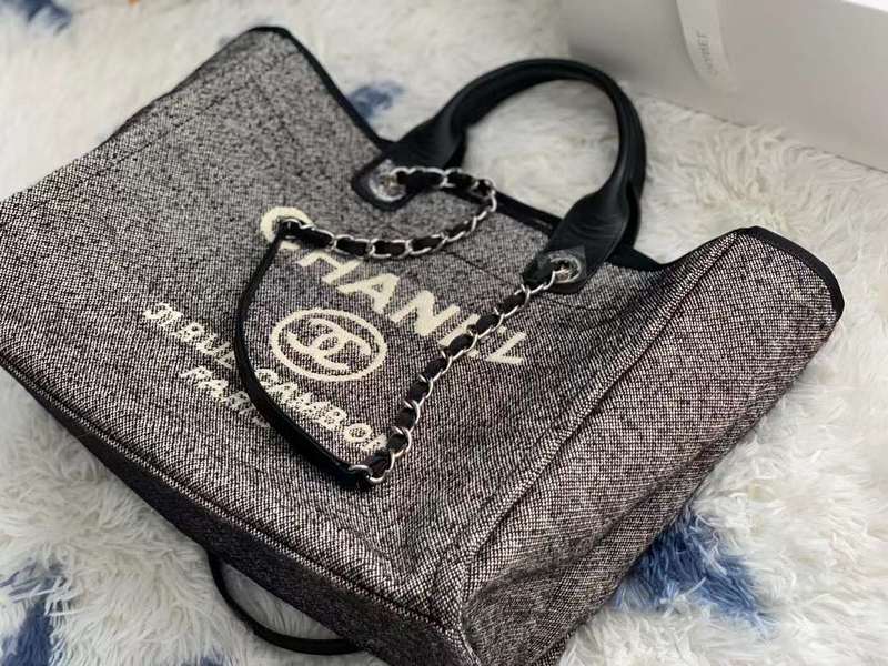 Zivas Charm Effortless Sophistication Luxury Handbag (Versatile Style Statement) – Full Silhouette