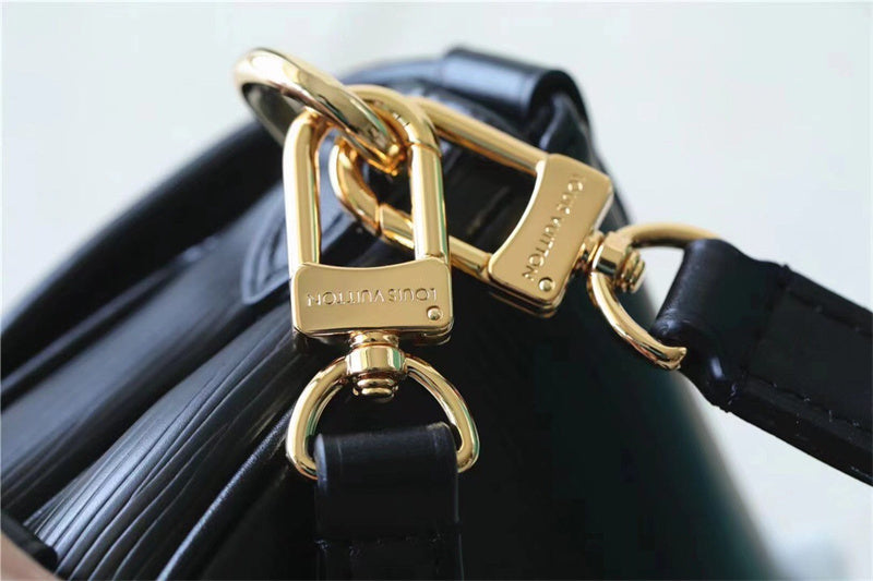  timeless crossbody bag detail view showing craftsmanship 14
