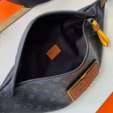 Handle and strap detail of refined polished women's handbag – women's statement bag