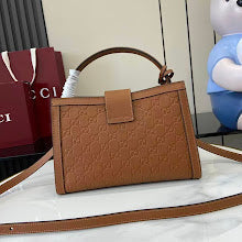 Chic Designer Crossbody Purse - Premium Luxury Women's Style - NM3833