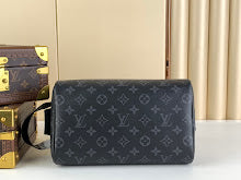 Chic Women's Designer Tote - Luxury Premium Handbag Style - NM4660
