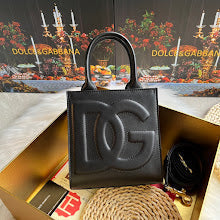 Designer Iconic Tote Handbag - Premium Luxury Women's Fashion - NM6911
