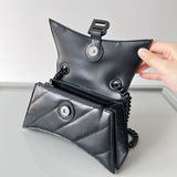 Zivas Charm Effortless Sophistication Statement Handbag (Modern Wardrobe Staple) – Detail View