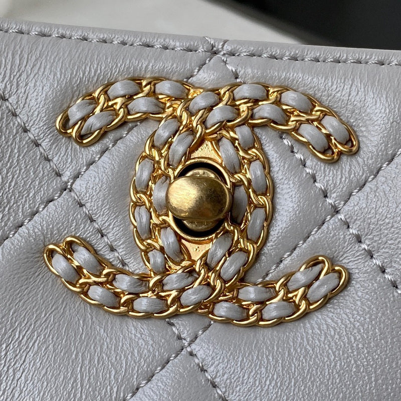  handbag, spacious everyday style, image 7