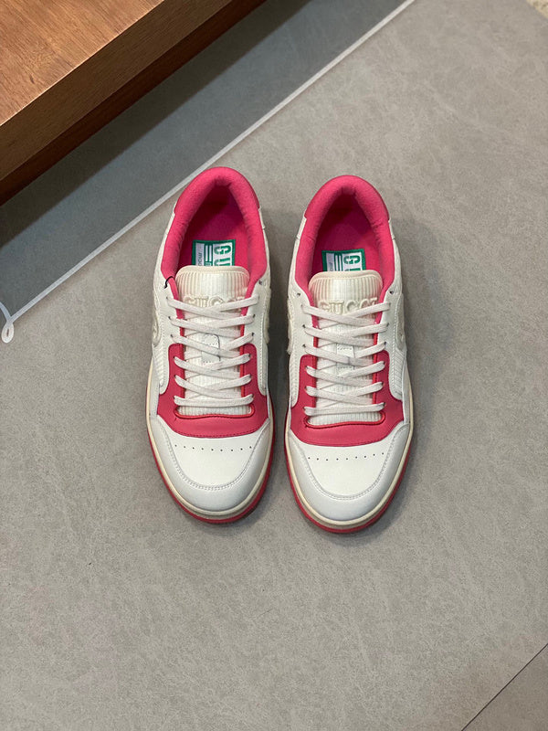 Side profile of Gucci soft grey sneakers chunky sole construction
