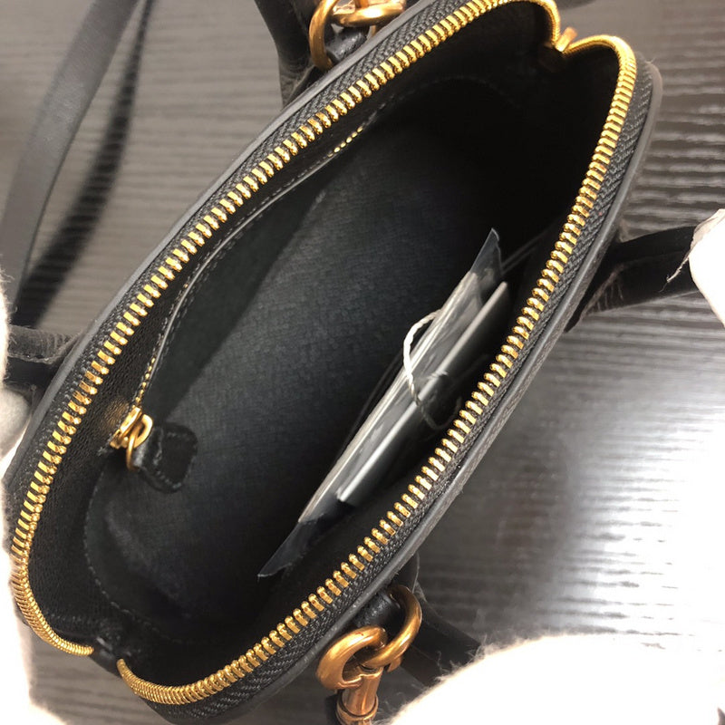 Side profile of premium chic women's handbag – women's everyday handbag